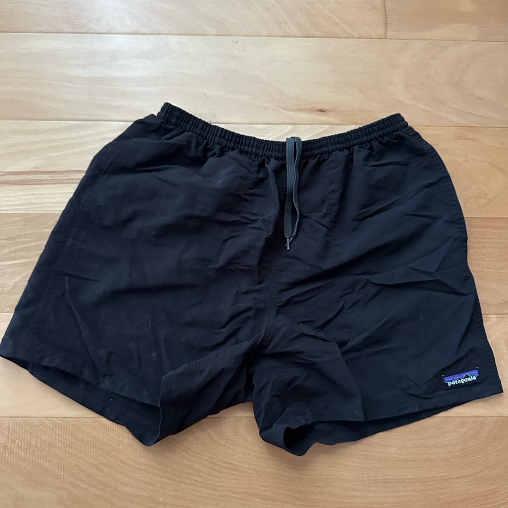 Patagonia Baggies Shorts Solid Black Elastic Waist Pull On Mens
